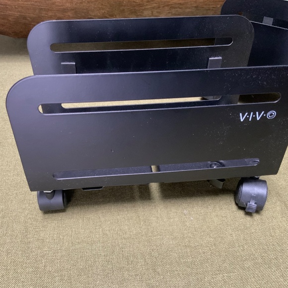 Two VIVO Computer Rolling Stands - Picture 2 of 4